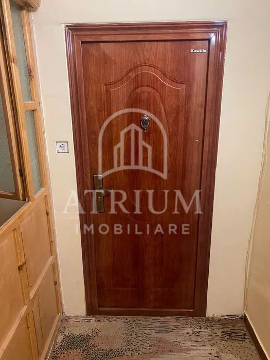 Apartament 3 camere bucatarie 60 mp in zona Cetate Alba iulia