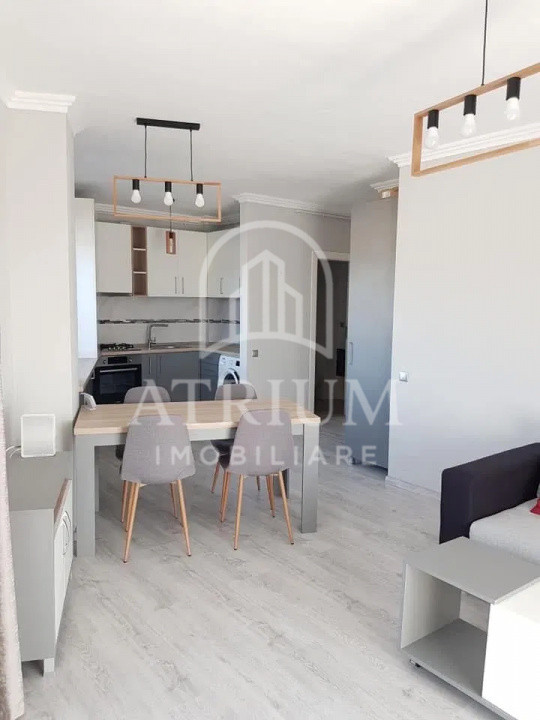 Apatament 3 camere 69 mp utili cu 2 balcoane, zona Calea Baciului