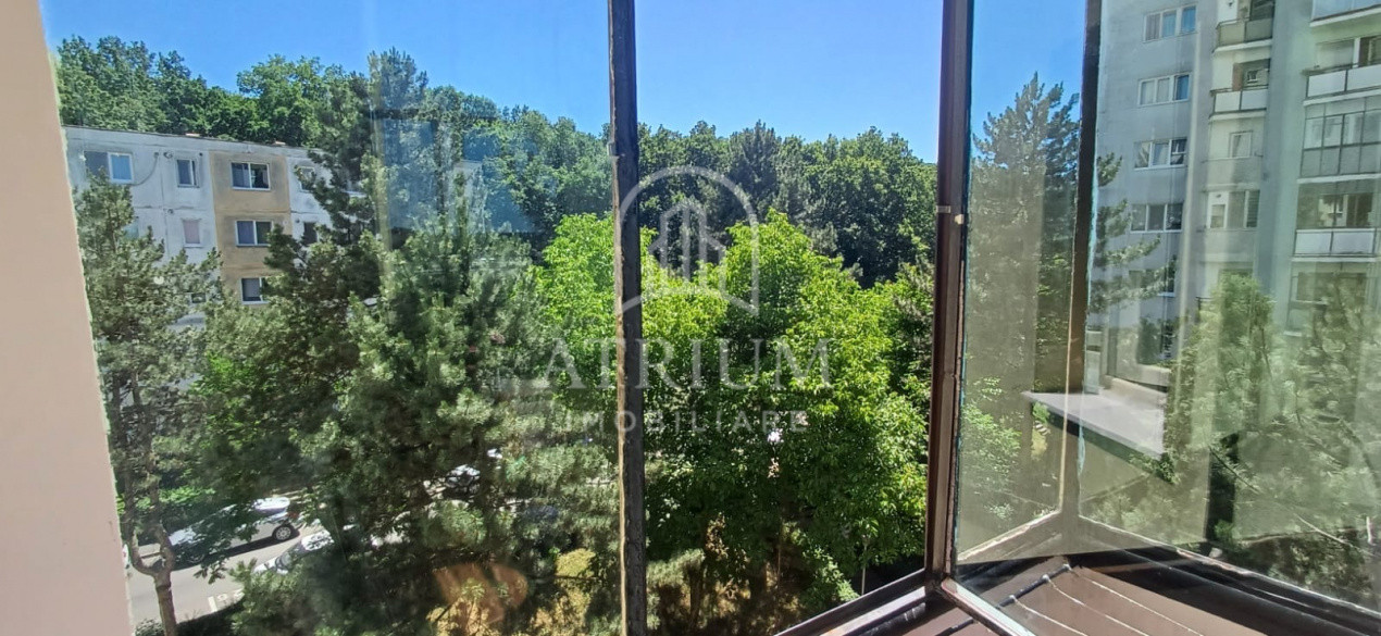 Apartament 2 camere decomandate cu balcon, zona Manastur