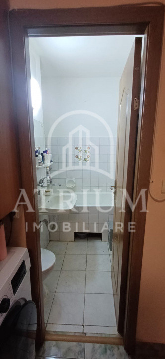 Apartament 2 camere decomandate cu balcon, zona Manastur