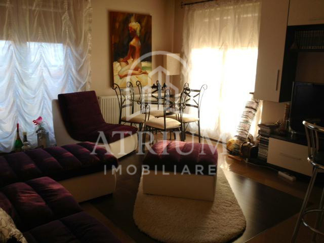 Apartament 2 camere semidecomandate suprafata de 57 MP zona Iulius