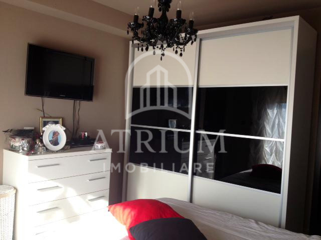 Apartament 2 camere semidecomandate suprafata de 57 MP zona Iulius
