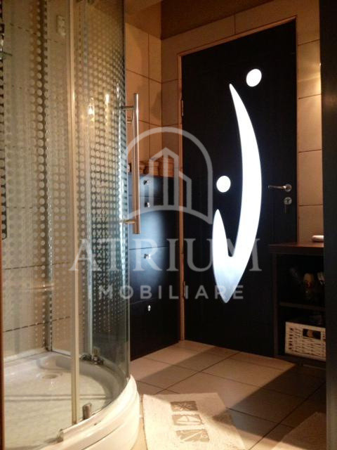 Apartament 2 camere semidecomandate suprafata de 57 MP zona Iulius