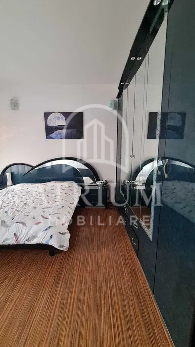 Apartament 2 cam 60+60 mp terasa (penthouse) Europa Zorilor