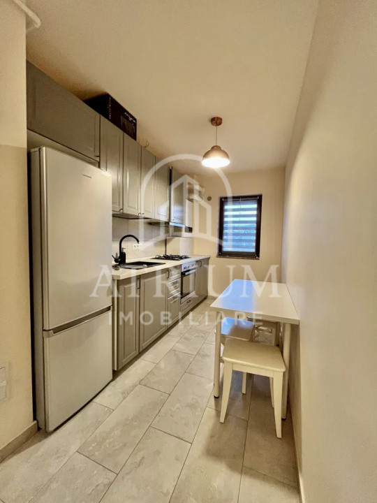 Apartament 2 camere decomandate, 55 mp utili cu balcon, zona Zorilor 