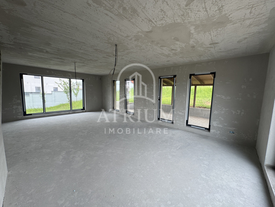 Casa 5 camere, 242 mp utili, zona Salicea/Cluj Napoca