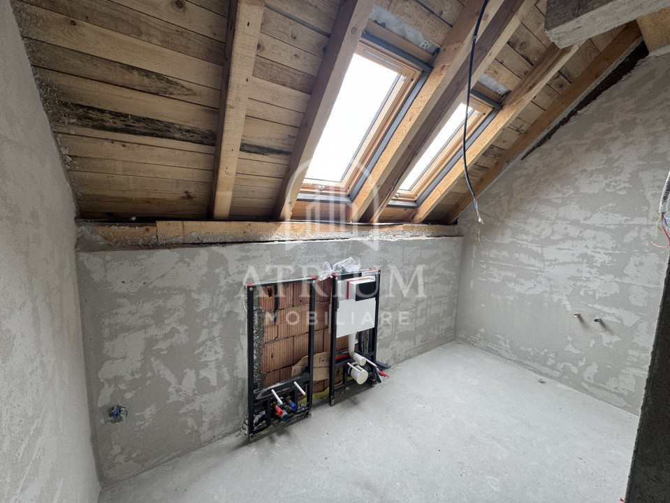 Casa 5 camere, 242 mp utili, zona Salicea/Cluj Napoca