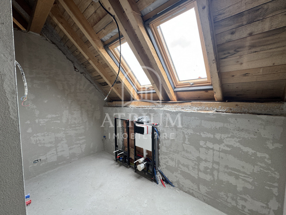 Casa 5 camere, 242 mp utili, zona Salicea/Cluj Napoca