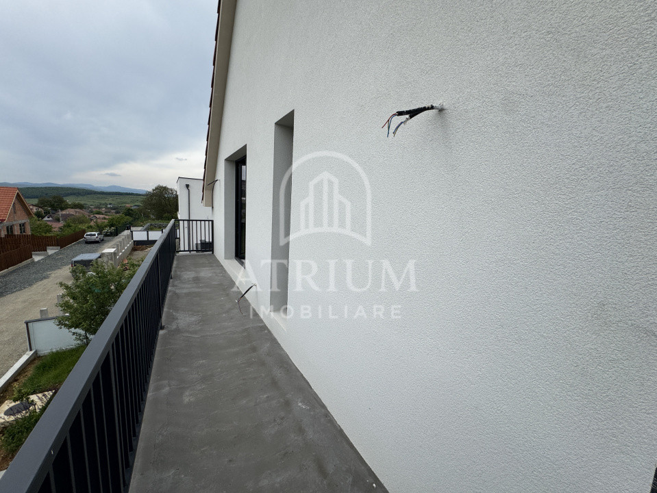 Casa 5 camere, 242 mp utili, zona Salicea/Cluj Napoca