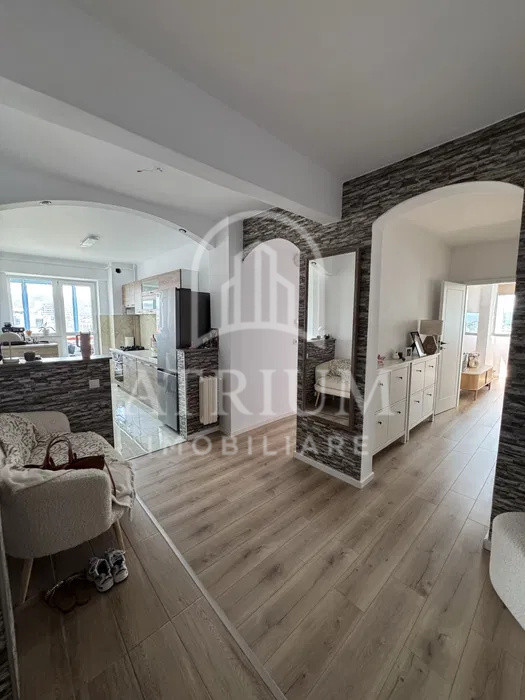 Apartament 3 camere mobilat si utilat,63 mp utili cu balcon 4 mp, Zorilor