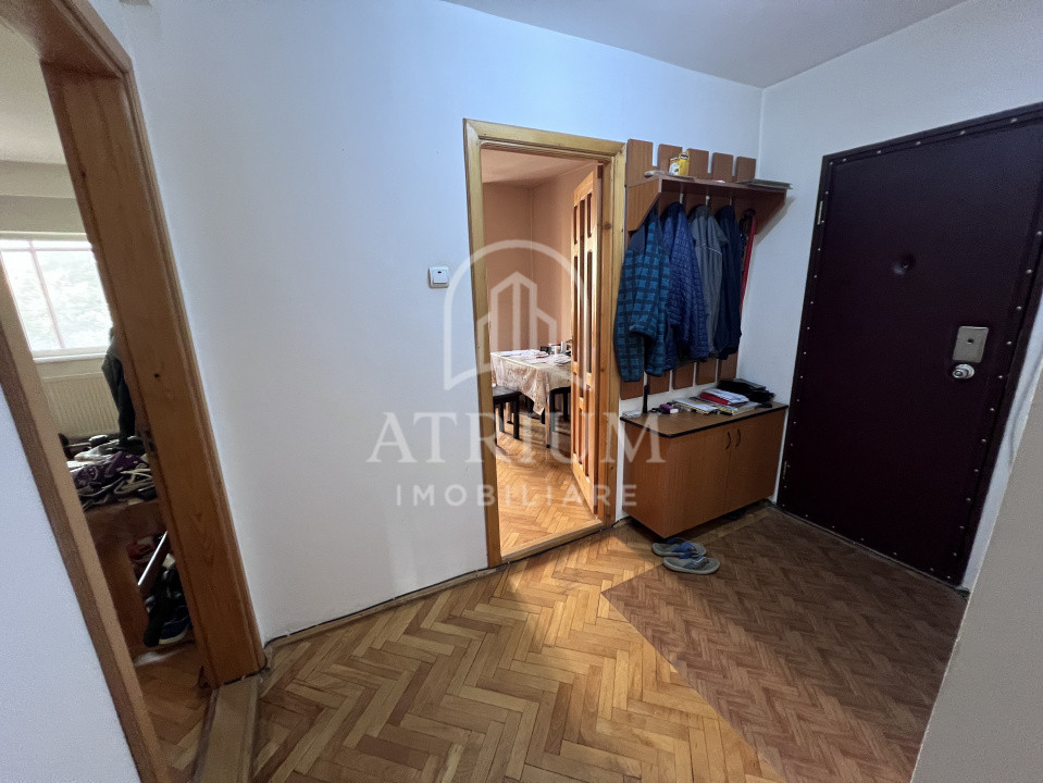 Apartament de 3 camere, 68 mp, zona Intre Lacuri