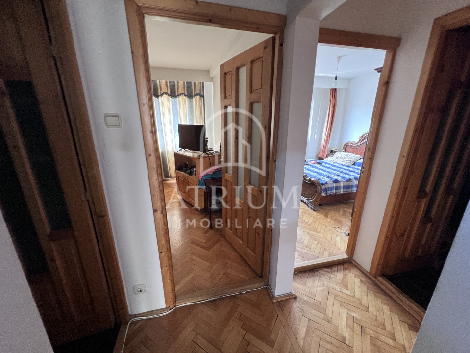 Apartament de 3 camere, 68 mp, zona Intre Lacuri