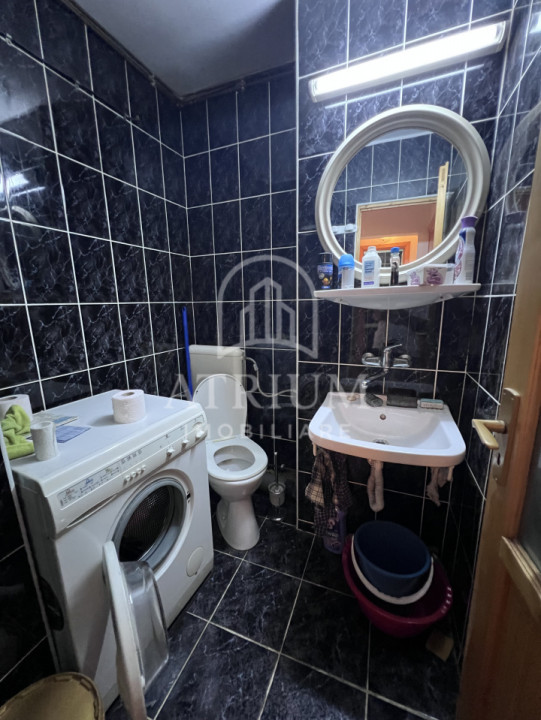 Apartament de 3 camere, 68 mp, zona Intre Lacuri