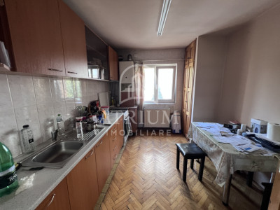 Apartament de 3 camere, 68 mp, zona Intre Lacuri