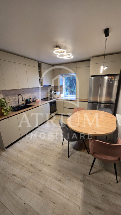 Apartament de 3 camere, zona Zorilor