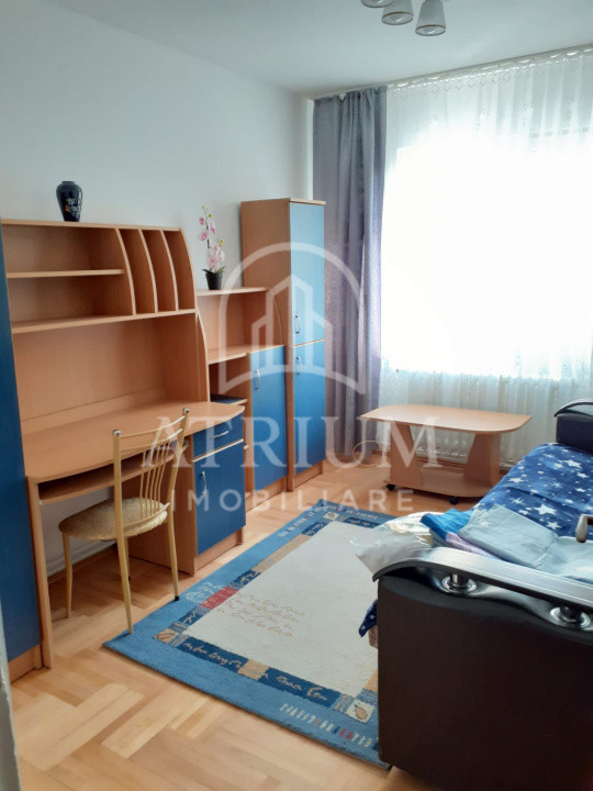 Apartament de 3 camere, zona Grigorescu