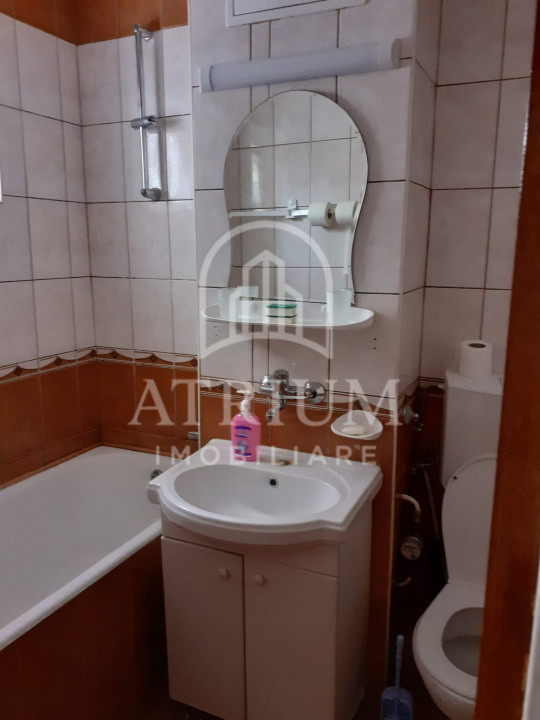 Apartament de 3 camere, zona Grigorescu