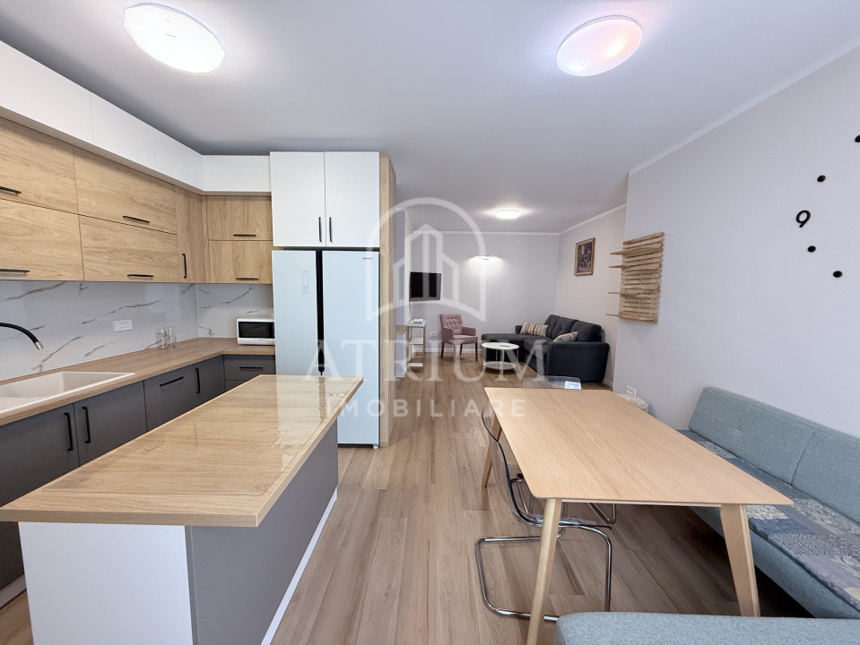 Apartament 3 camere la cheie, 73 mp utili 4 mp logie, zona Vivo