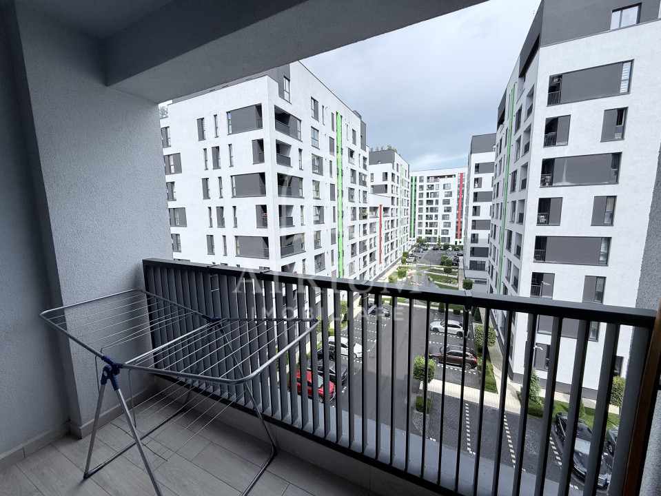 Apartament 3 camere la cheie, 73 mp utili 4 mp logie, zona Vivo