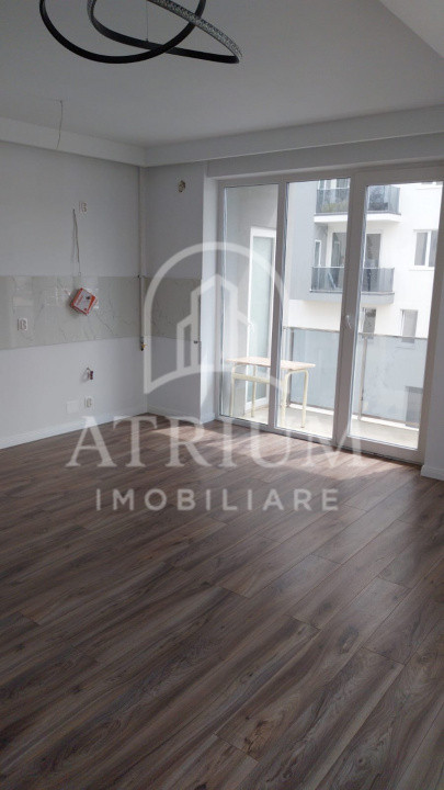 Apartament 3 camere, 60 mp utili, zona Vivo