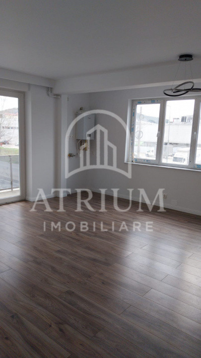Apartament 3 camere, 60 mp utili, zona Vivo