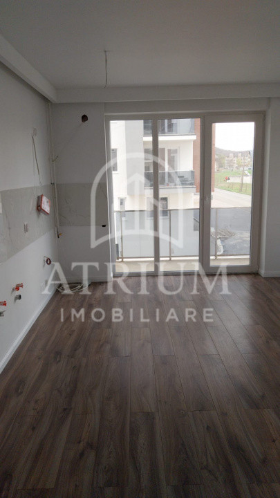 Apartament 3 camere, 60 mp utili, zona Vivo