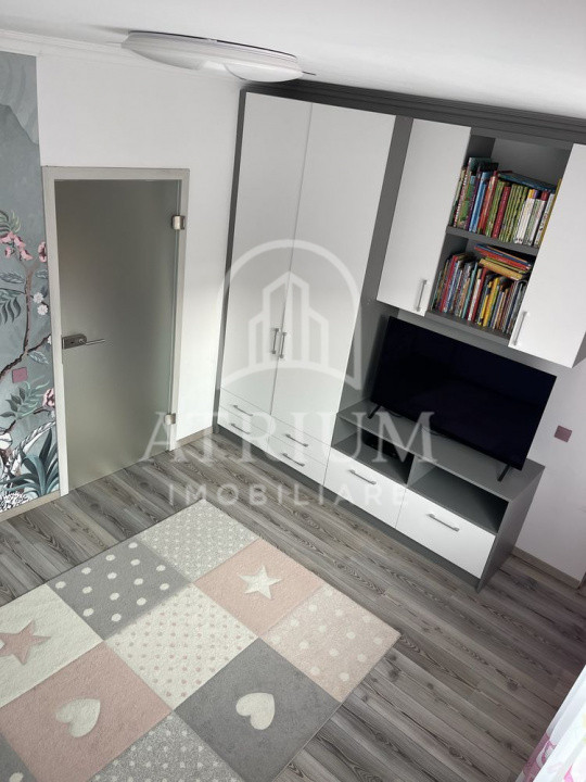 Apartament 3 camere,  60 mp utili,  zona Eroilor Floresti