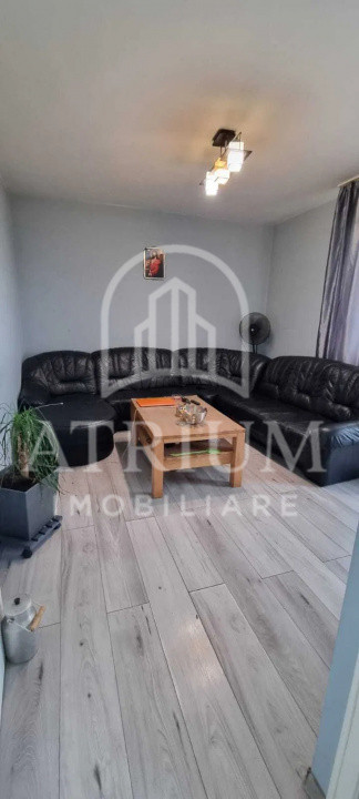 Aparrament 3 camere semidecomandate, 48 mp, zona Ambient