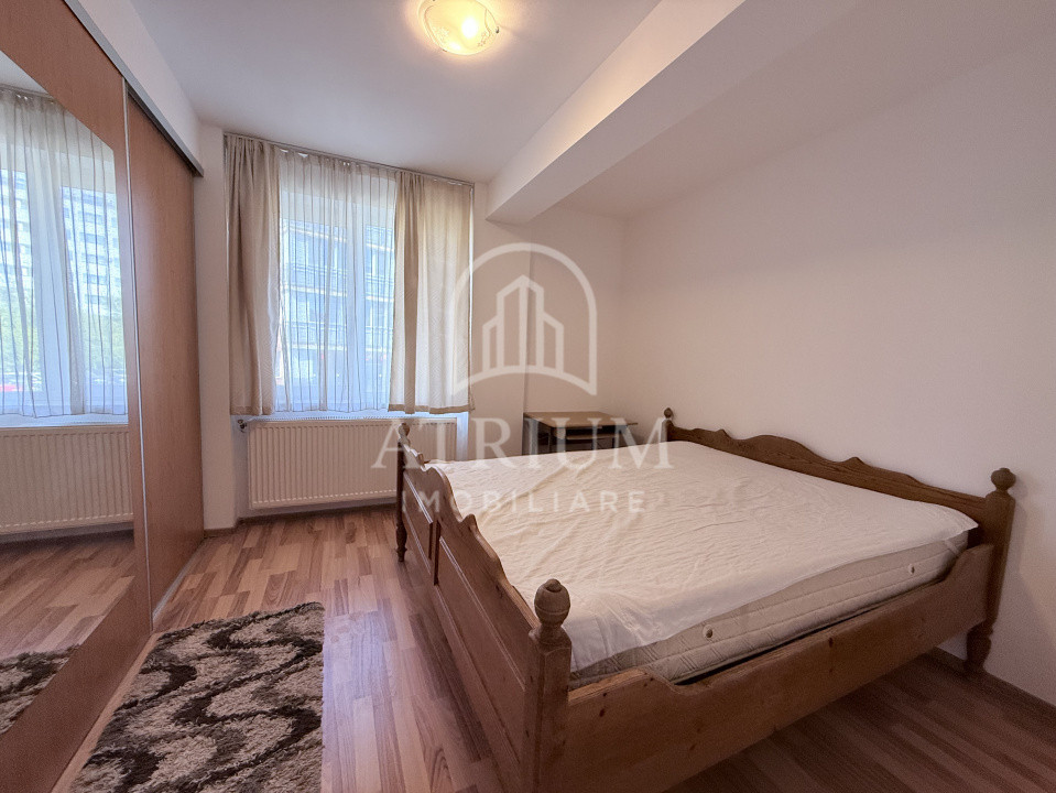 Apartament 3 camere, 61 mp utili cu doua balcoane, zona Calea Baciului/Petrom