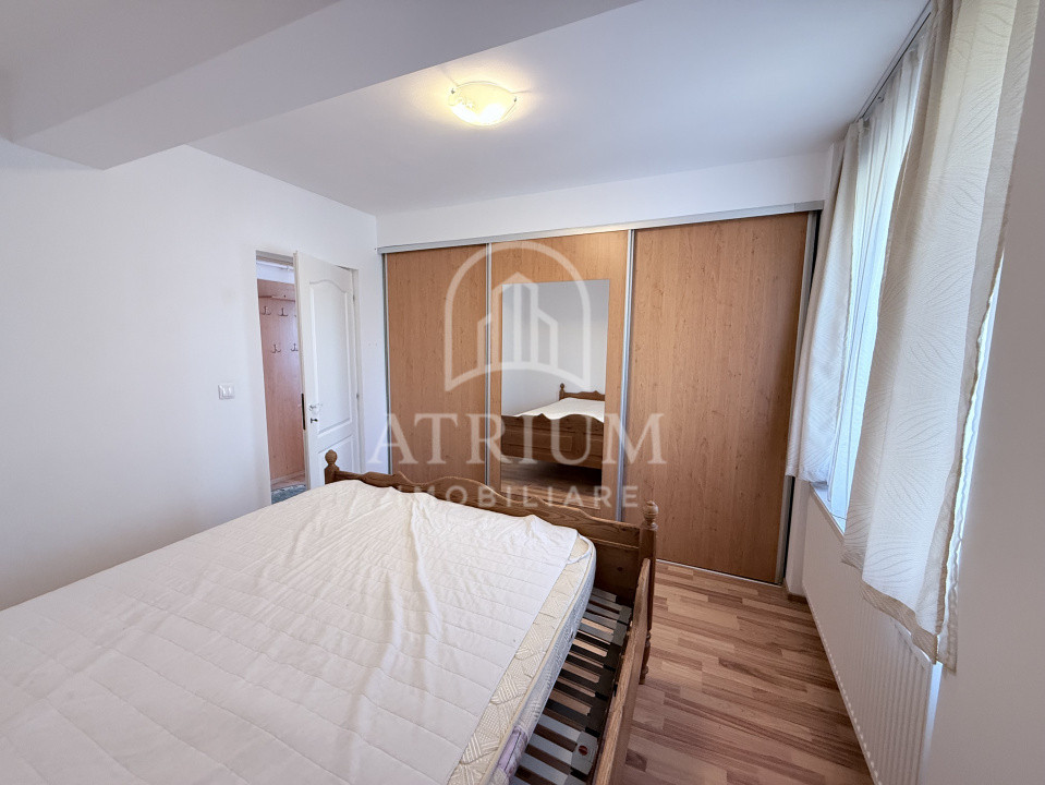 Apartament 3 camere, 61 mp utili cu doua balcoane, zona Calea Baciului/Petrom