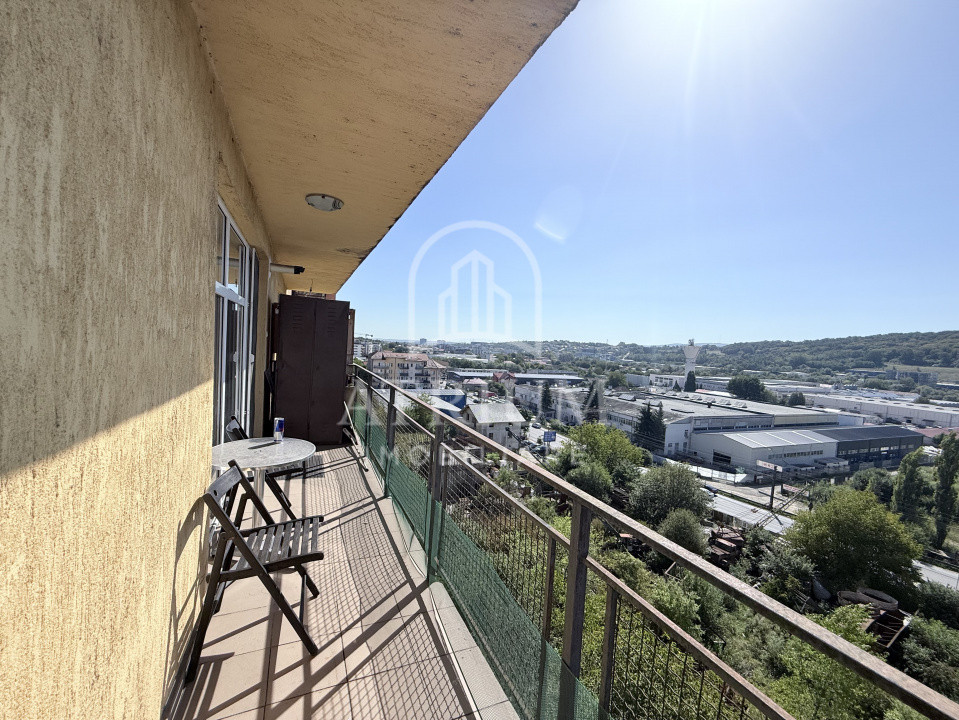 Apartament 3 camere, 61 mp utili cu doua balcoane, zona Calea Baciului/Petrom