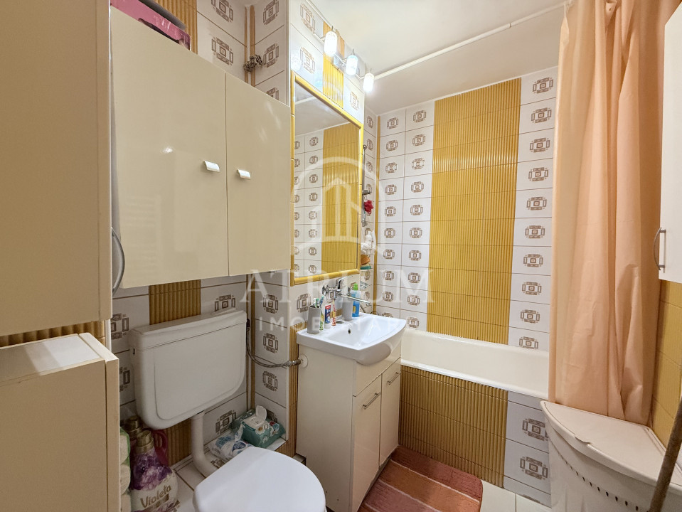 Apartament 3 camere la cheie, 55 mp utili, zona Baciu