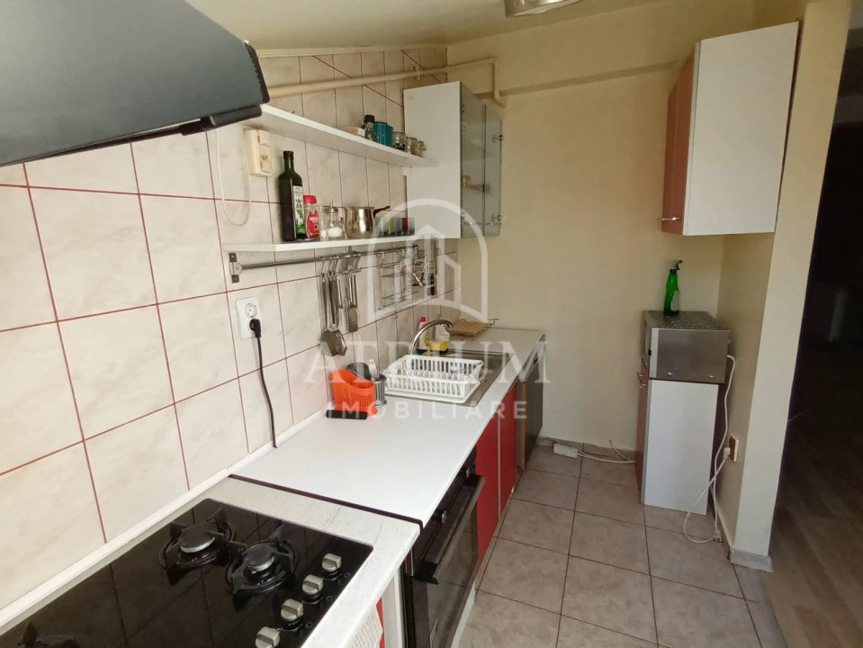  Apartament de inchiriat 3 camere 2 bai suprafata 73mp in Floresti zona Florilor