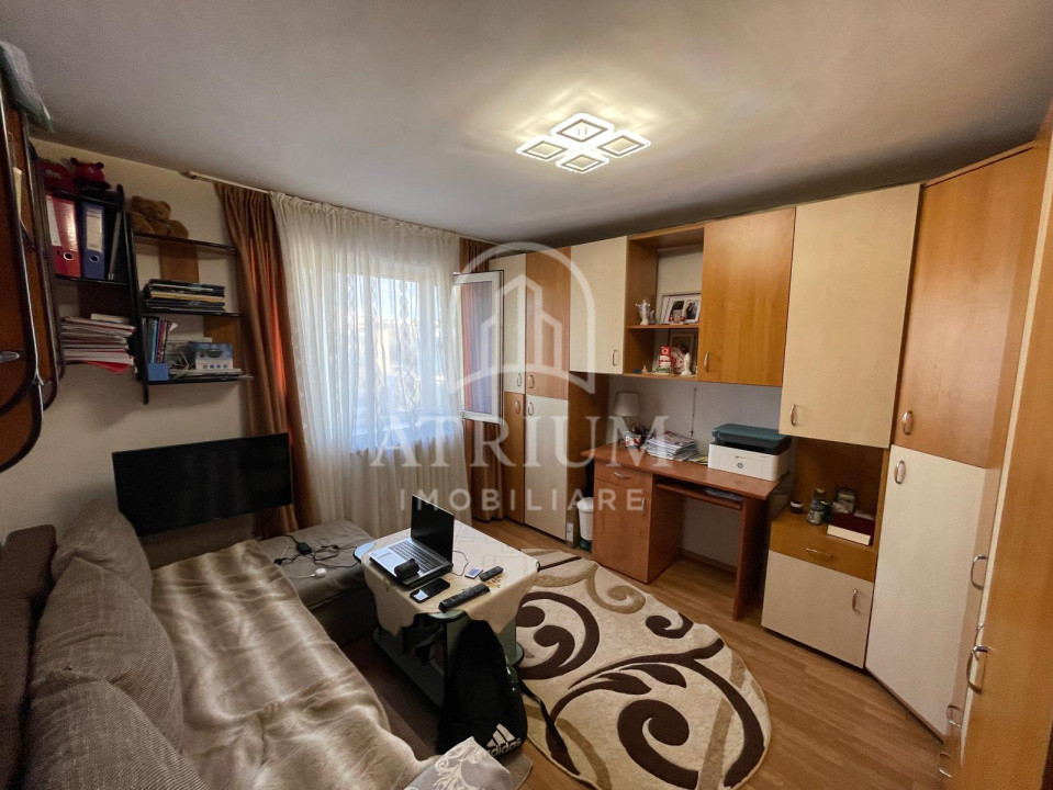 Apartament de vanzare cu 2 camere decomandate. Mănăștur, priveliște panoramică!