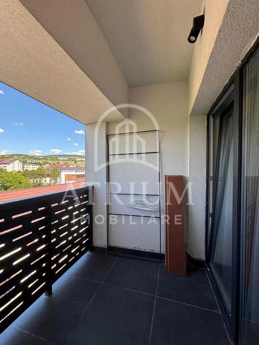 Apartament 2 camere semidecomandate suprafata de 49 mp Calea Baciului 