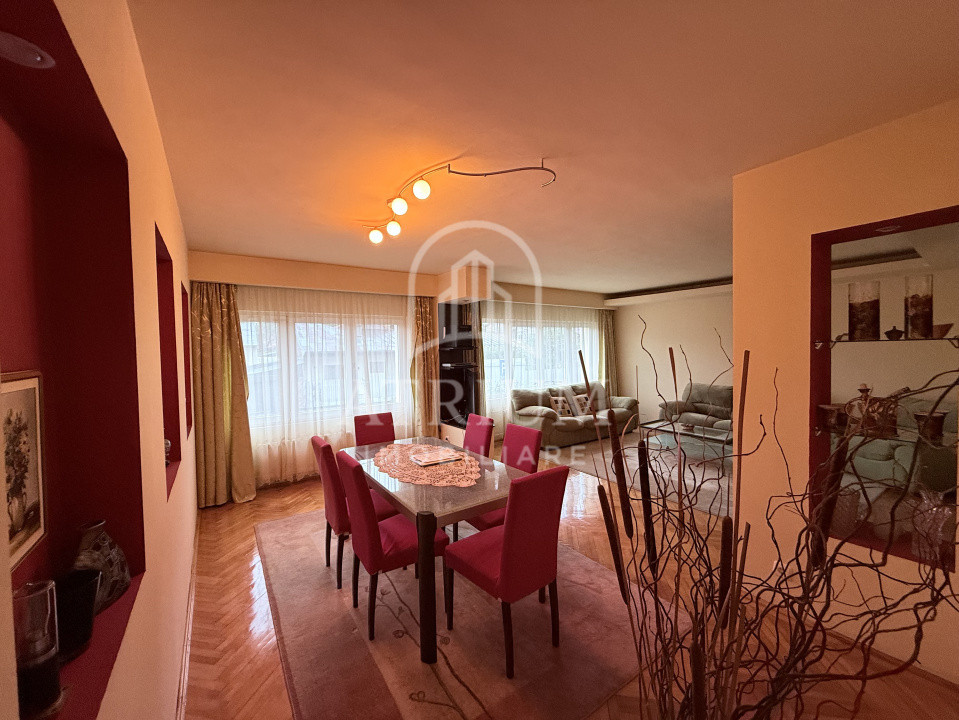 Casa individuala, S+P+1E+M, 206 mp utili, 120 mp teren liber, Sector 4–Zeicani