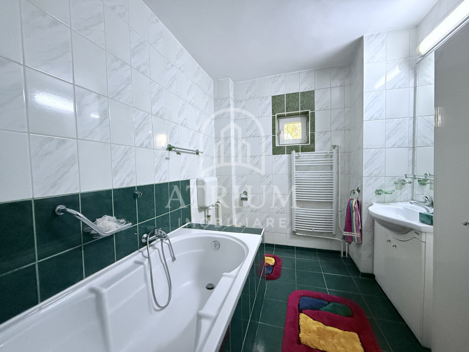 Casa individuala, S+P+1E+M, 206 mp utili, 120 mp teren liber, Sector 4–Zeicani