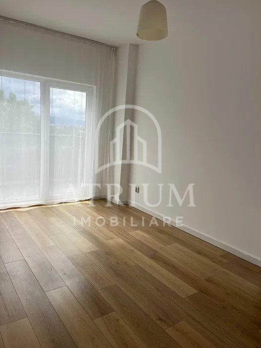 Apartament 3 camere bucatarie 60 mp+terasa 20 mp in zona Vivo Floresti