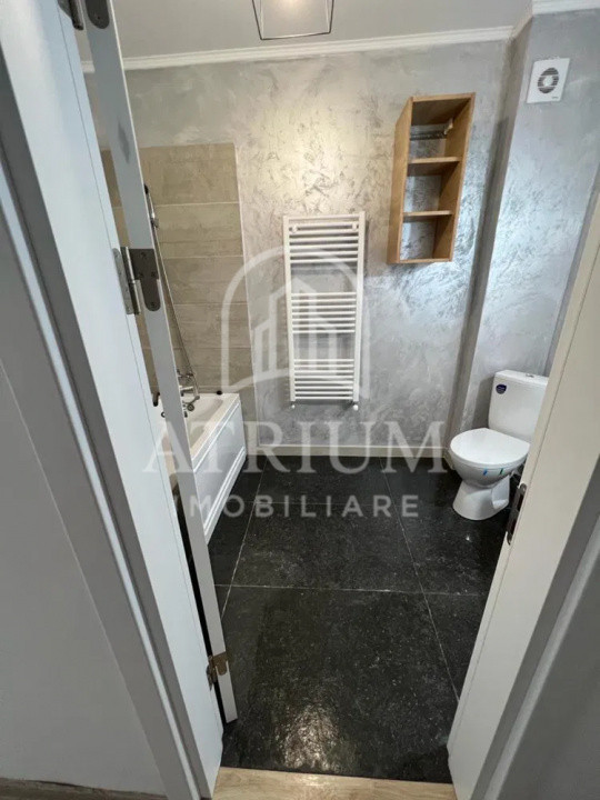 Apartament 2 camere, 45 mp utili cu 3 mp balcon, zona Calea Baciului