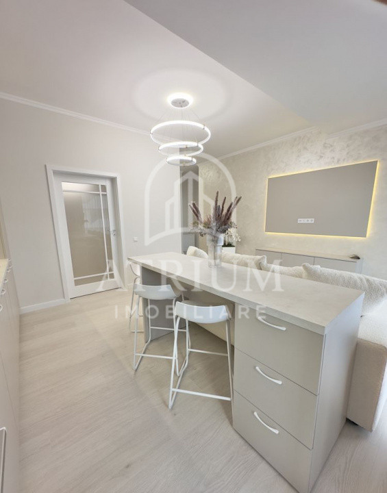 Apartament 3 camere ultramodern, 56 mp utili 12 mp terasa, zona Floresti Eroilor