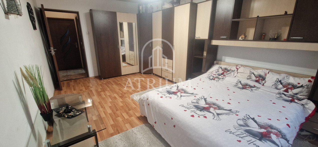 Apartament 3 camere, 53 mp utili, zona Între Lacuri 