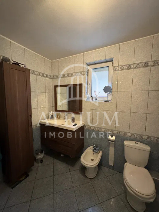 Apartament 3 camere 102 MP in cartierul Andrei Muresanu 