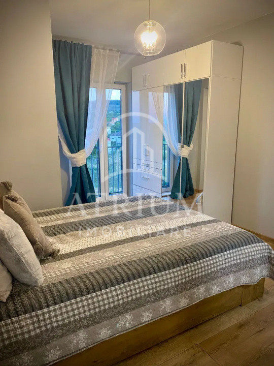 Apartament modern cu 3 camere la cheie, 2 balcoane, garaj subteran, zona Zorilor