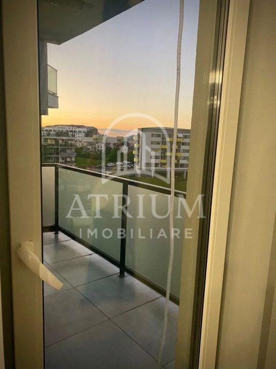 Apartament modern cu 3 camere la cheie, 2 balcoane, garaj subteran, zona Zorilor