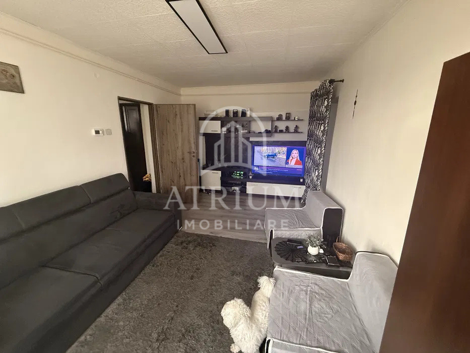Apartament 2 camere la cheie cu  suprafata de 49 MP piata Abator