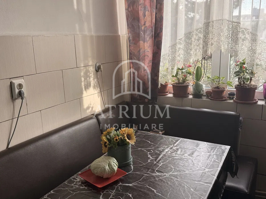 Apartament 2 camere la cheie cu  suprafata de 49 MP piata Abator