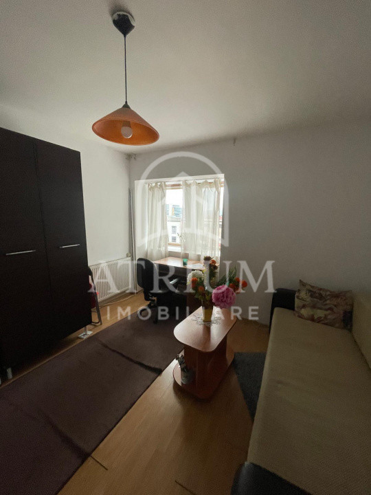 Apartament 2 camere semidecomandate suprafata de 39 MP Semicentral