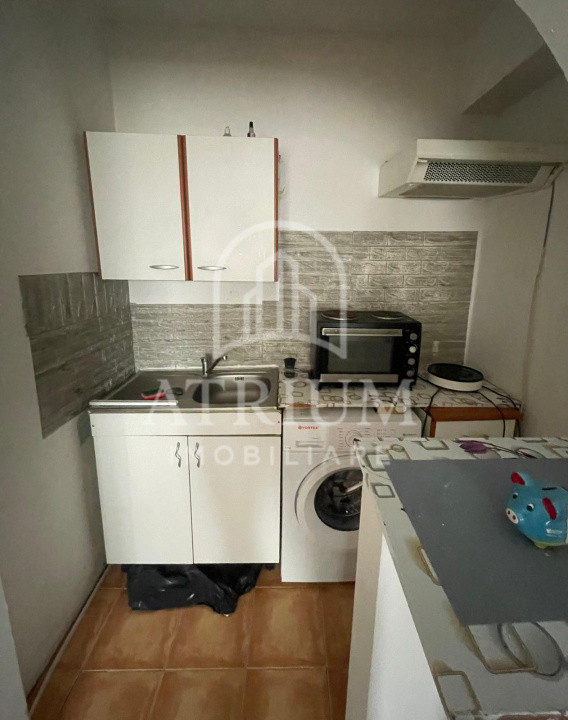 Apartament 2 camere semidecomandate suprafata de 39 MP Semicentral