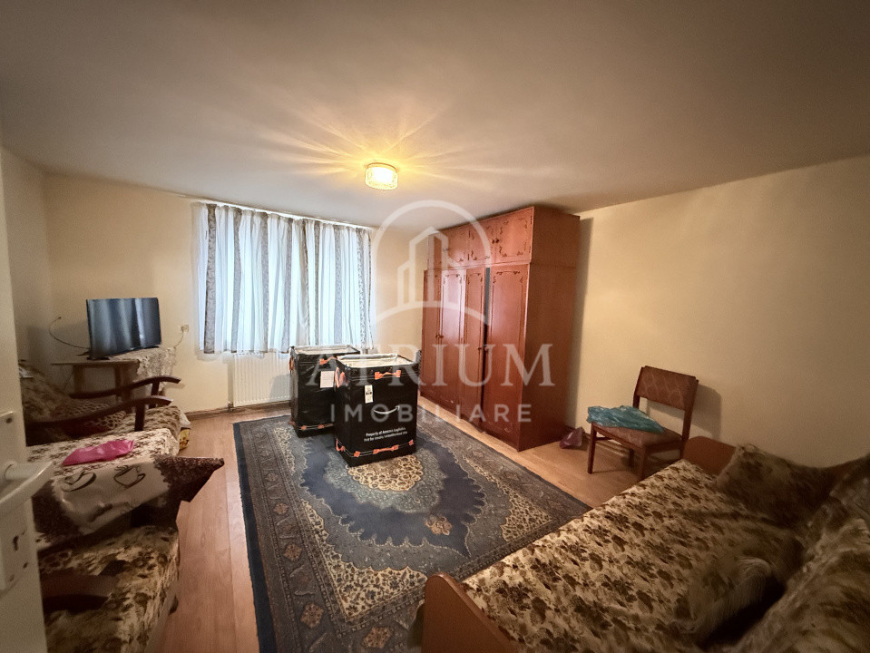 Casa Individuala, 220 mp utili cu 440 mp teren, zona Baciu 