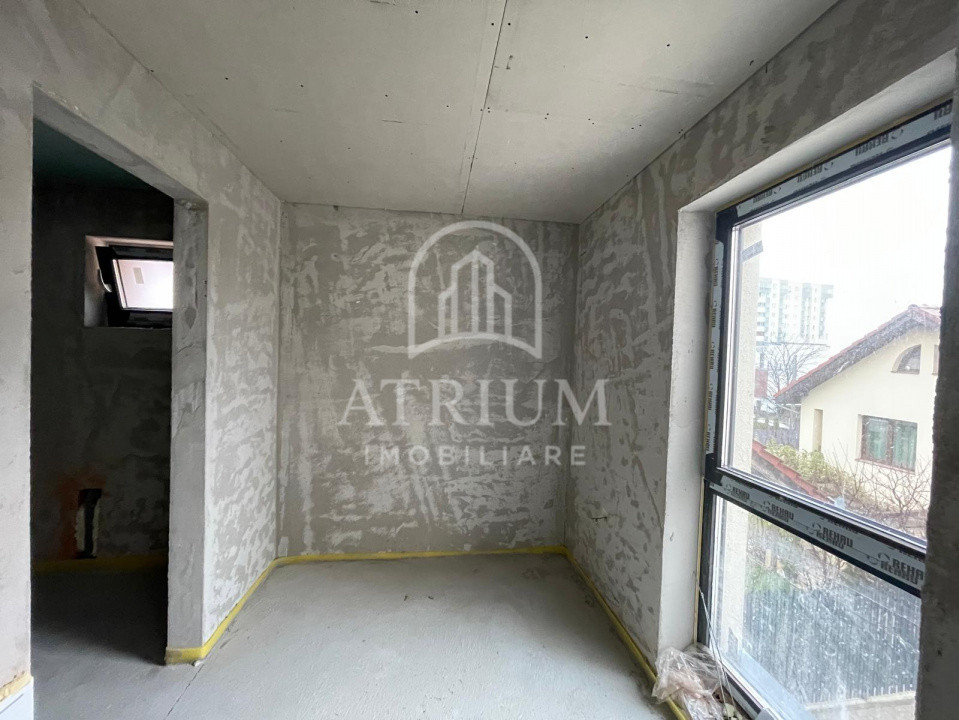 Apartament de vanzare cu 3 camere, in cartierul Zorilor!